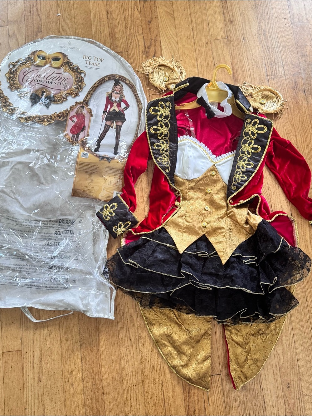 Big top tease costume size small
